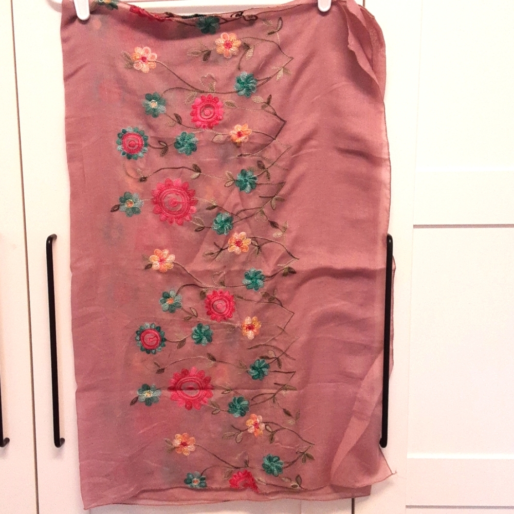 Embroidered scarf